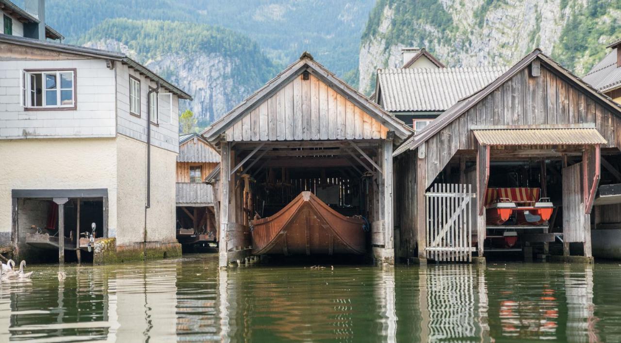 Glueck Am See - Apartment Mit Seezugang Hallstatt Exteriör bild