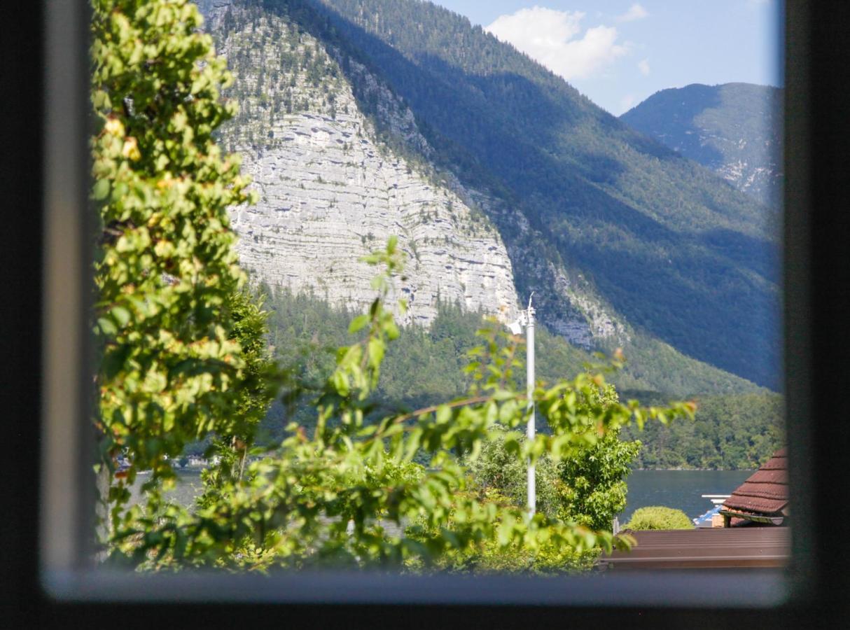 Glueck Am See - Apartment Mit Seezugang Hallstatt Exteriör bild